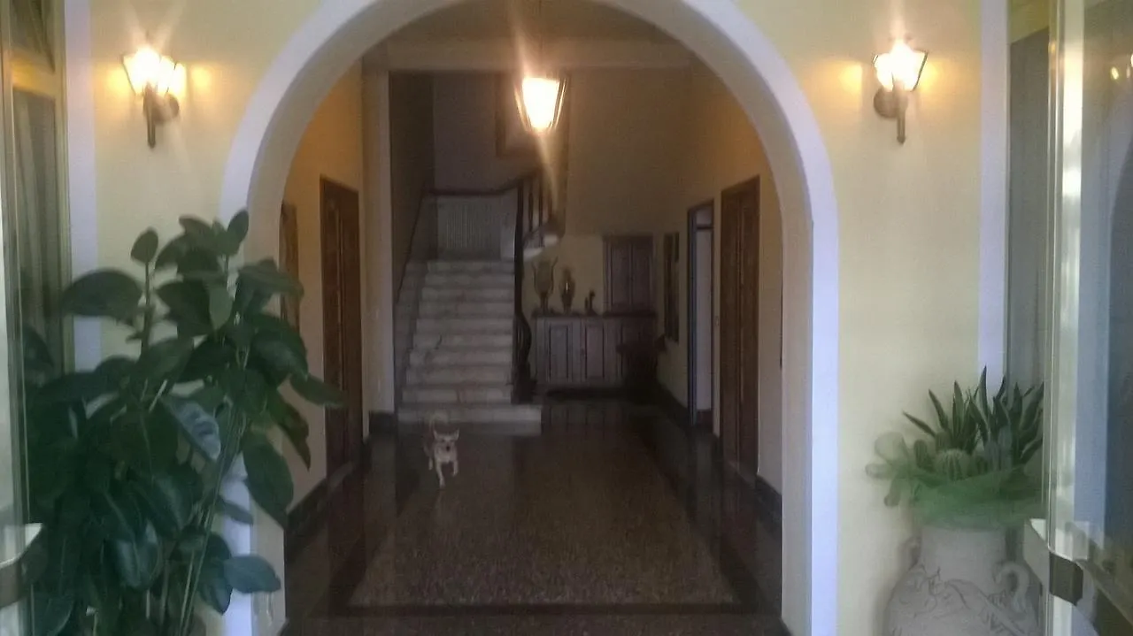 Hotel Da Beppe Chiesina Uzzanese 3*,